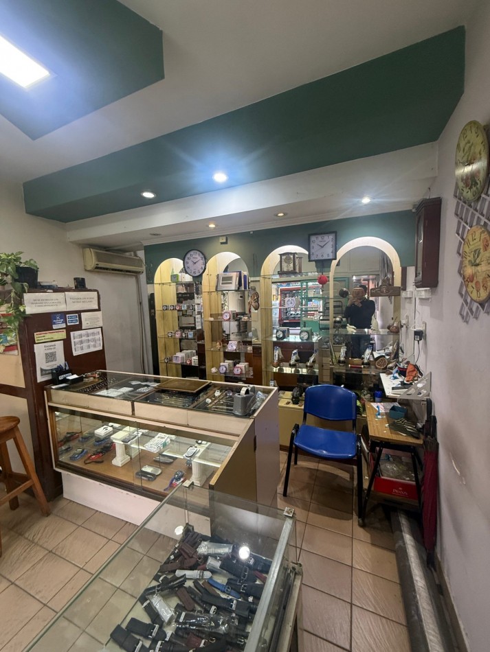 Venta local comercial sobre calle Chilavert, Villa Lugano