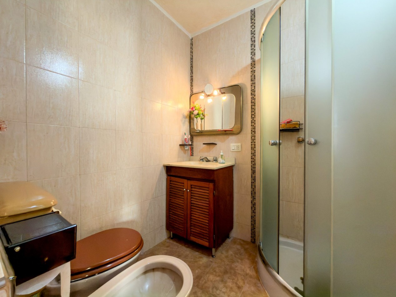 Venta PH 4 ambientes con quincho y cochera, Villa Lugano
