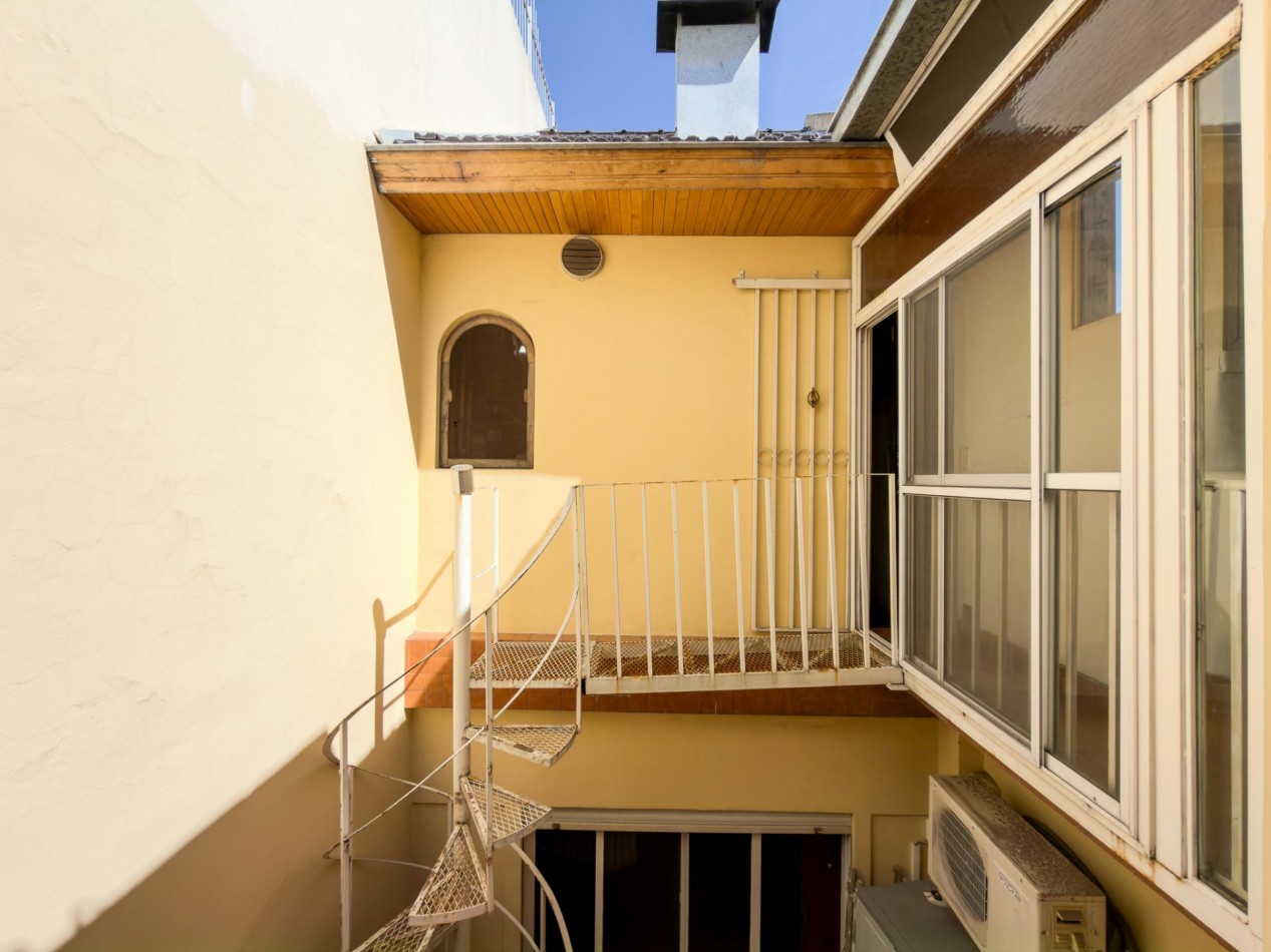 Venta PH 4 ambientes con quincho y cochera, Villa Lugano
