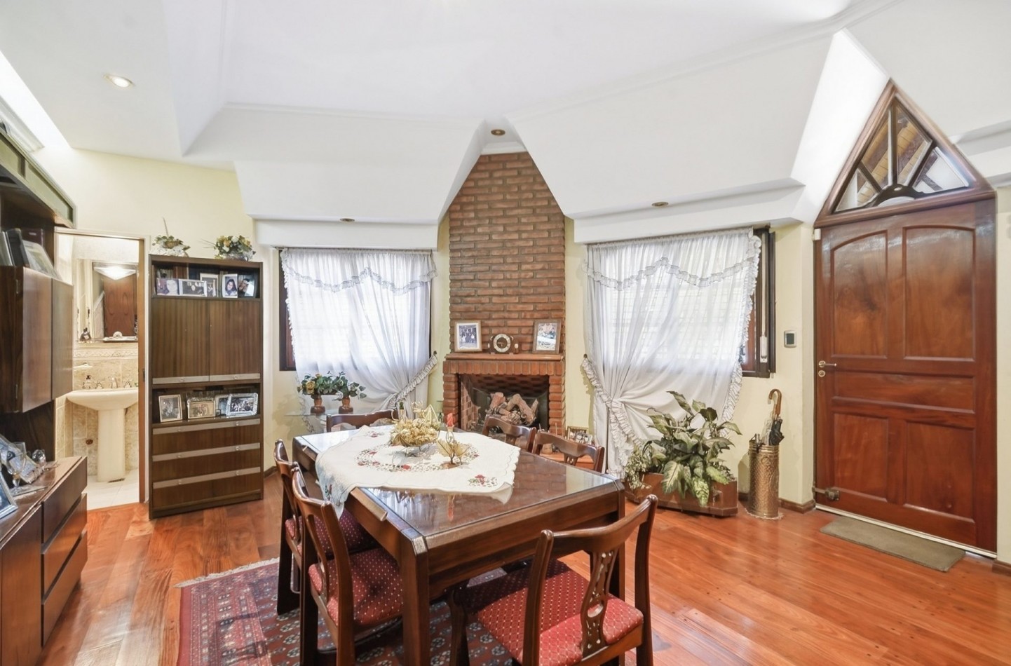 Venta PH 4 ambientes con quincho y cochera, Villa Lugano