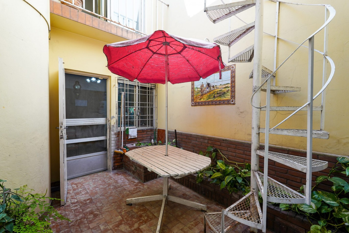 Venta PH 4 ambientes con quincho y cochera, Villa Lugano