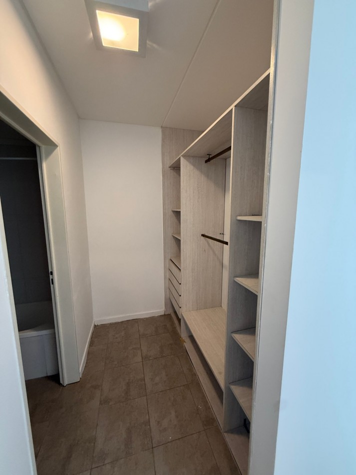 Venta departamento de 3 ambientes, Barrio Villa Olimpica