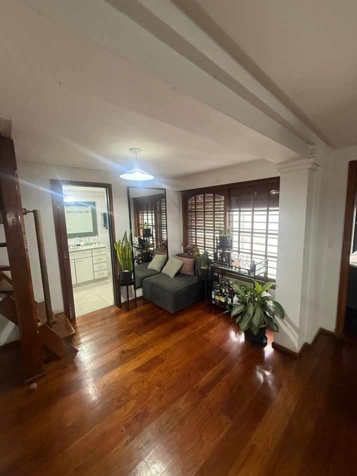 Venta casa multifamiliar en dos plantas, Villa Lugano