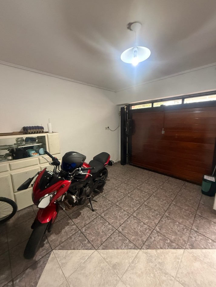 Venta casa multifamiliar en dos plantas, Villa Lugano