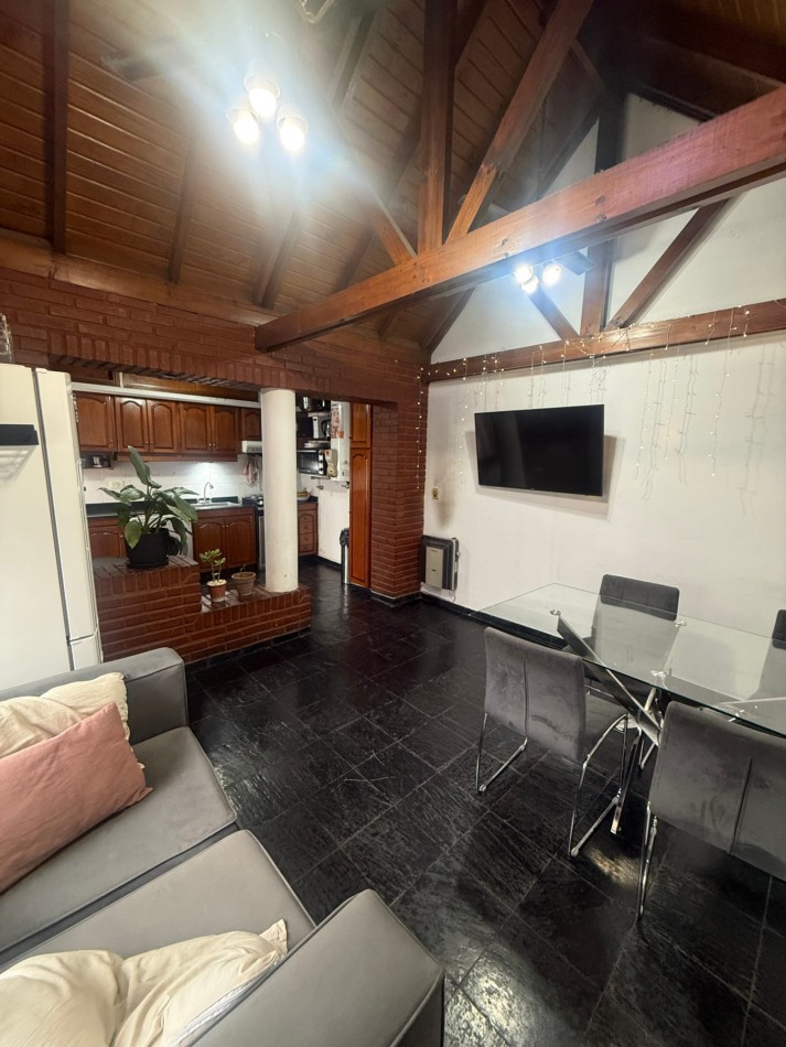 Venta casa multifamiliar en dos plantas, Villa Lugano