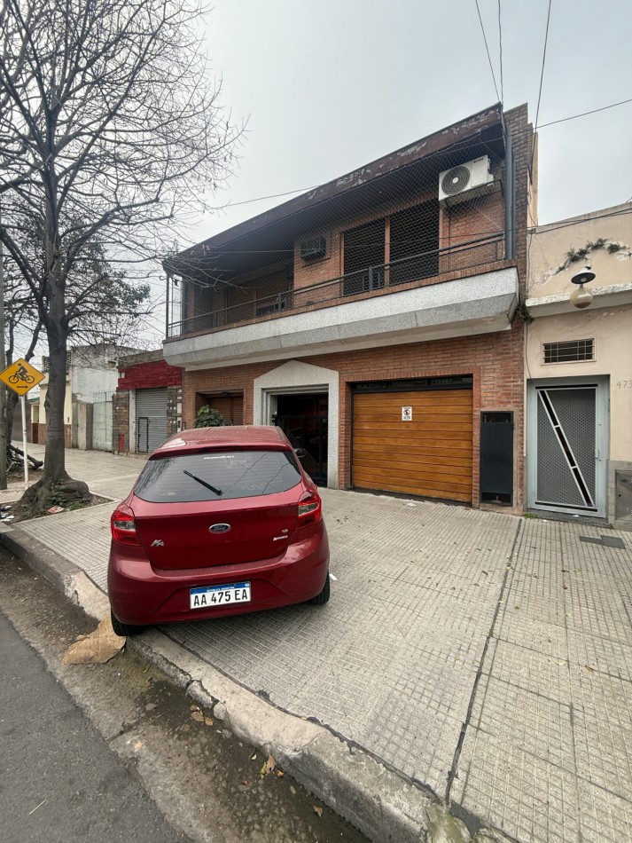 Venta casa multifamiliar en dos plantas, Villa Lugano