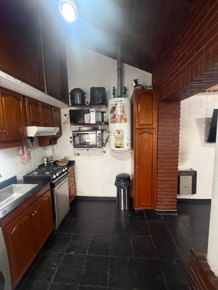 Venta casa multifamiliar en dos plantas, Villa Lugano
