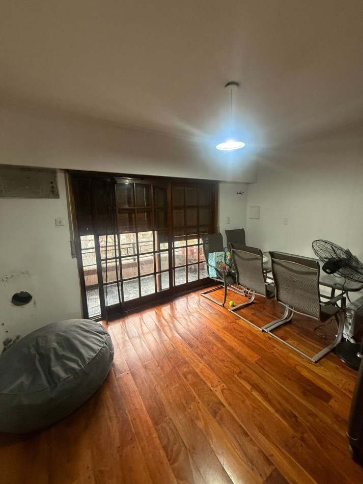 Venta casa multifamiliar en dos plantas, Villa Lugano