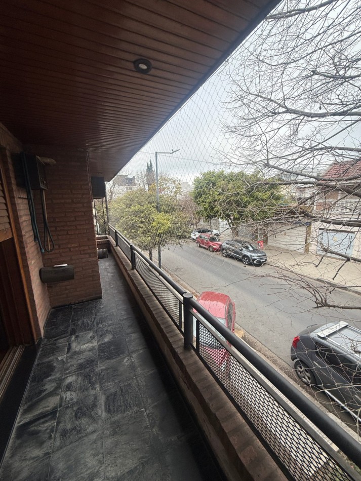 Venta casa multifamiliar en dos plantas, Villa Lugano