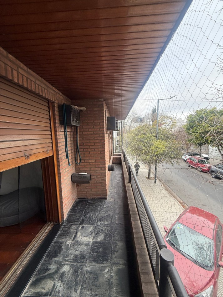 Venta casa multifamiliar en dos plantas, Villa Lugano
