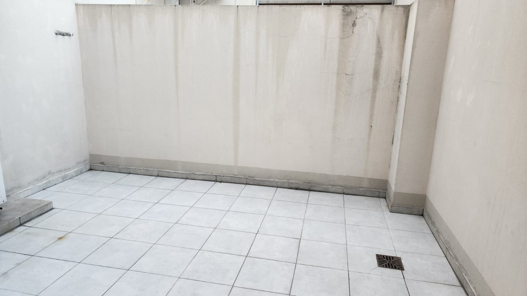 VENTA departamento 2 ambientes, con patio y cochera, Villa Lugano