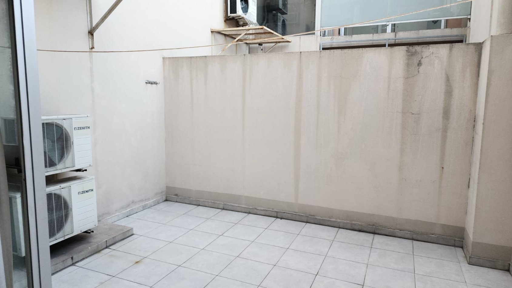 VENTA departamento 2 ambientes, con patio y cochera, Villa Lugano