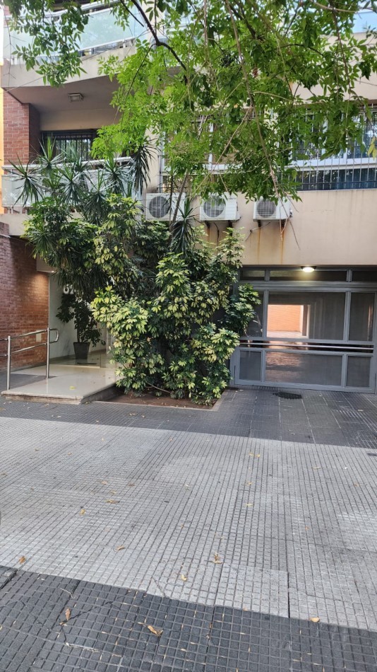 VENTA departamento 2 ambientes, con patio y cochera, Villa Lugano