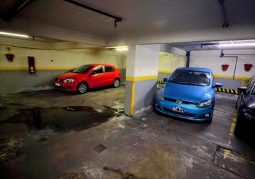 Venta de 4 cocheras, Microcentro