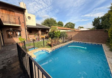 Casa 5amb. c/ Pileta - Lote de 11x25