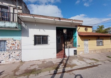 Venta casa 3 ambientes barrio vicente Lopez