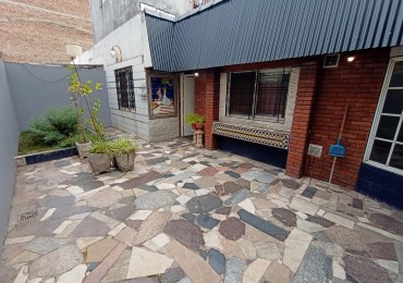 Alquiler PH 2 ambientes con patio, Villa Lugano.