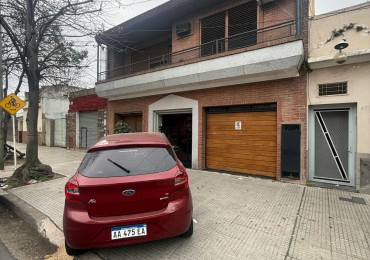 Venta casa multifamiliar en dos plantas, Villa Lugano